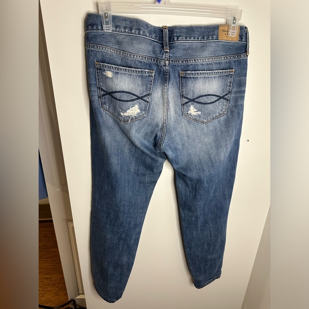Abercrombie and Fitch Dad Jeans - Picture 5 of 6